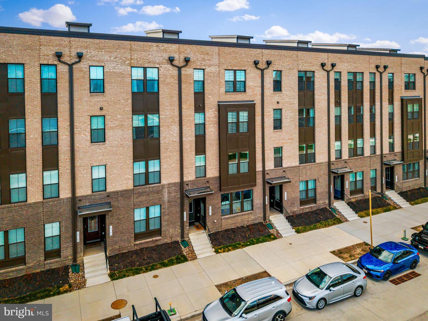 2508 W Peninsula Drive #302a