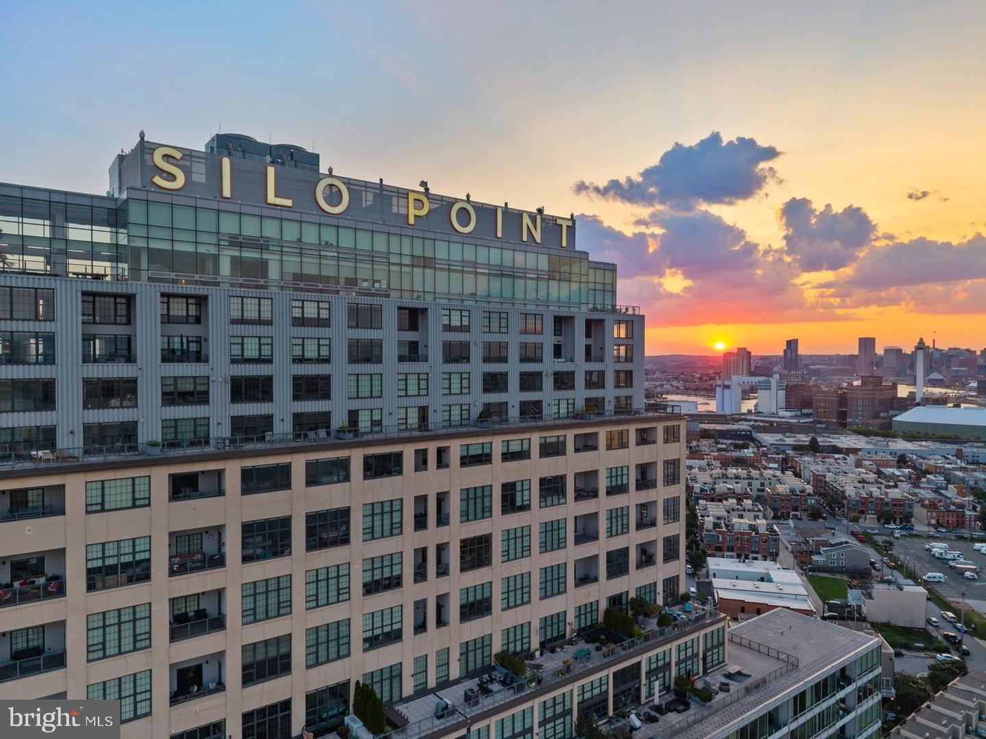 1200 Steuart Street #1811