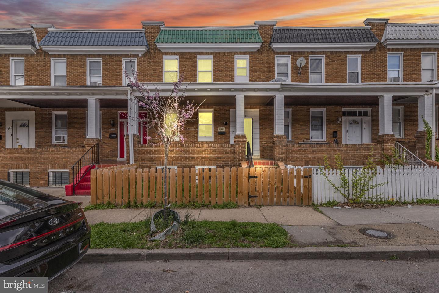 3110 Cliftmont