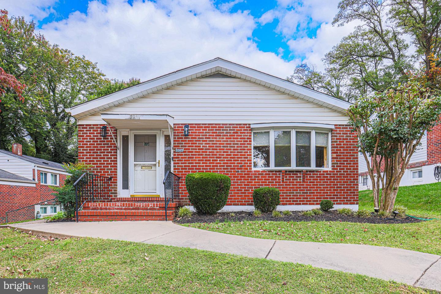 5919 Winner Avenue
