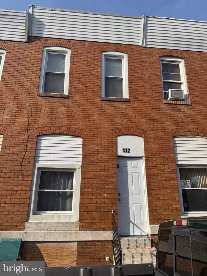 412 N Curley Street