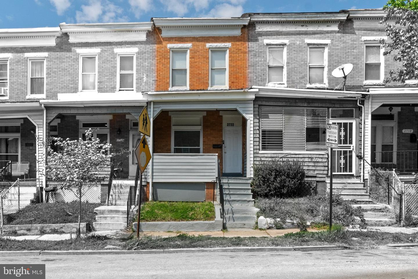 2722 Baker Street