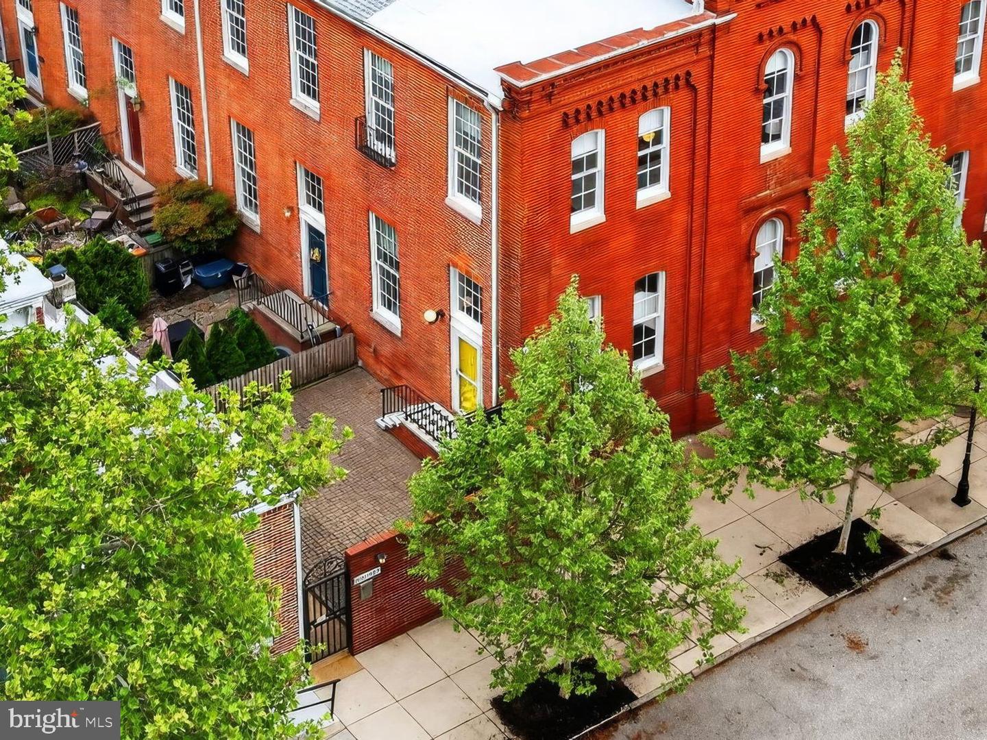 823 S Sharp Street, Baltimore