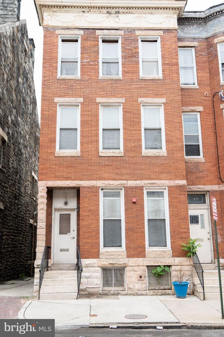 8 N Pulaski Street, Baltimore