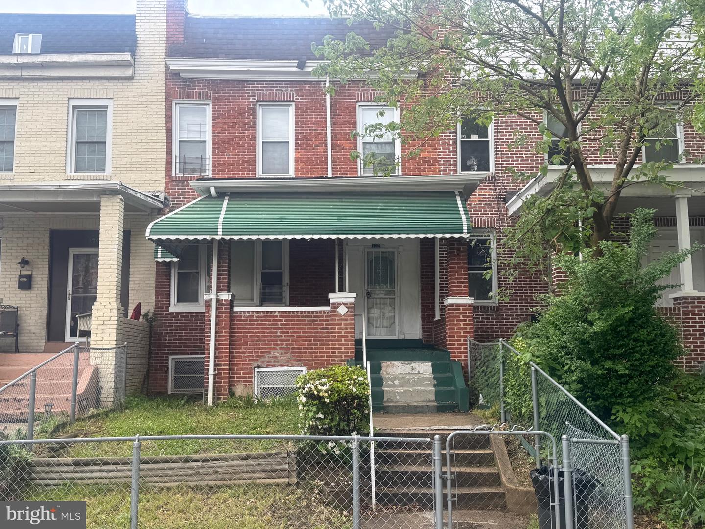122 Hilton Street