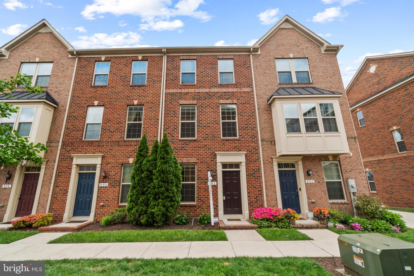 902 S Macon St