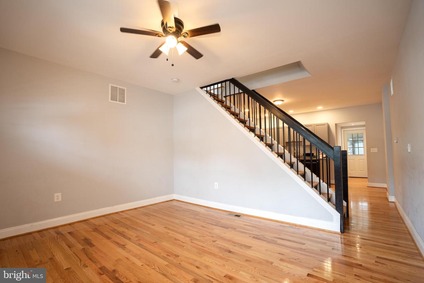 3804 Falls Road