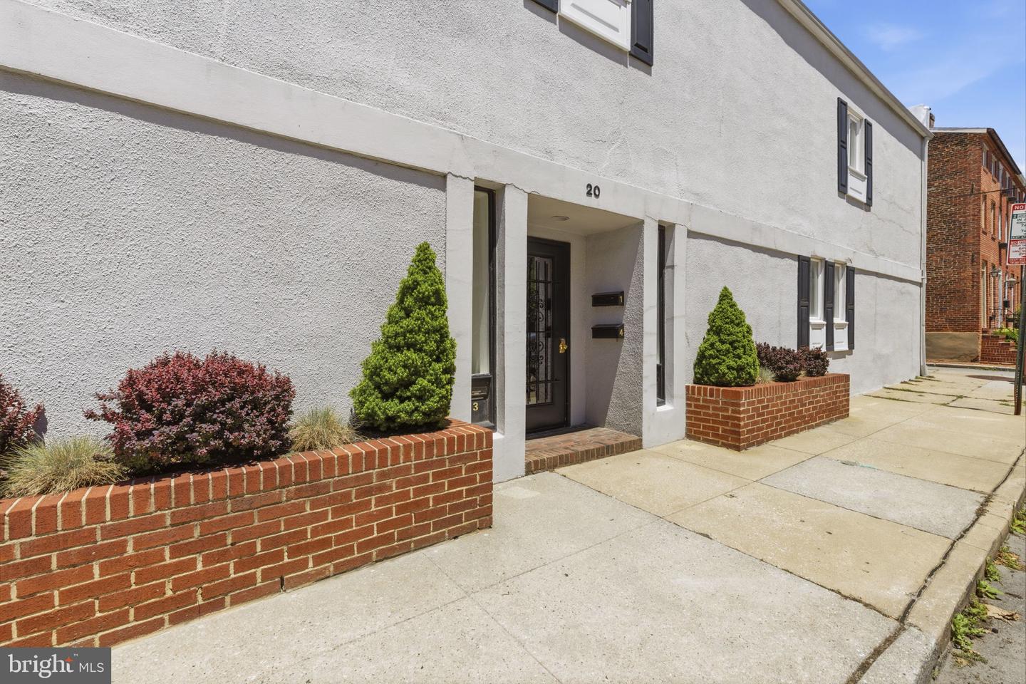 20 E Wheeling Street #2