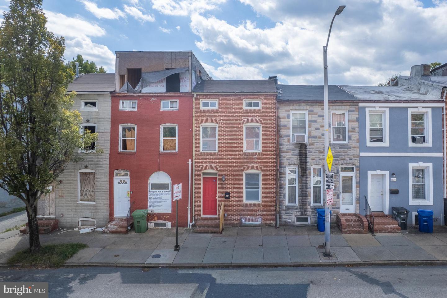 1123 W Lombard Street