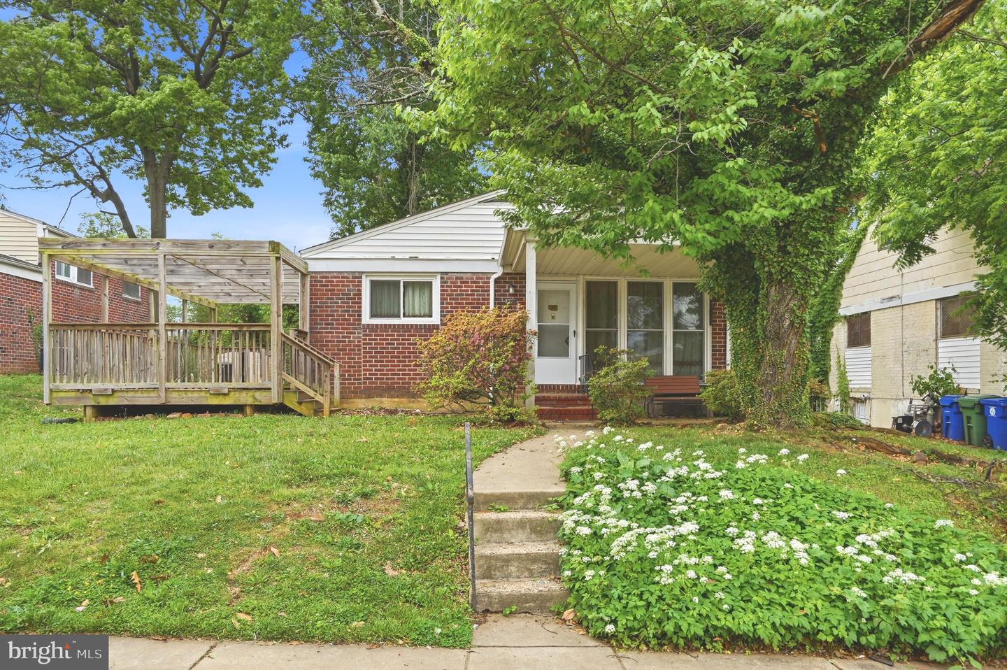 5908 Winner Avenue