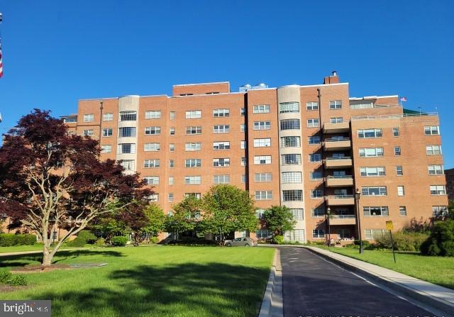 3601 Greenway #409