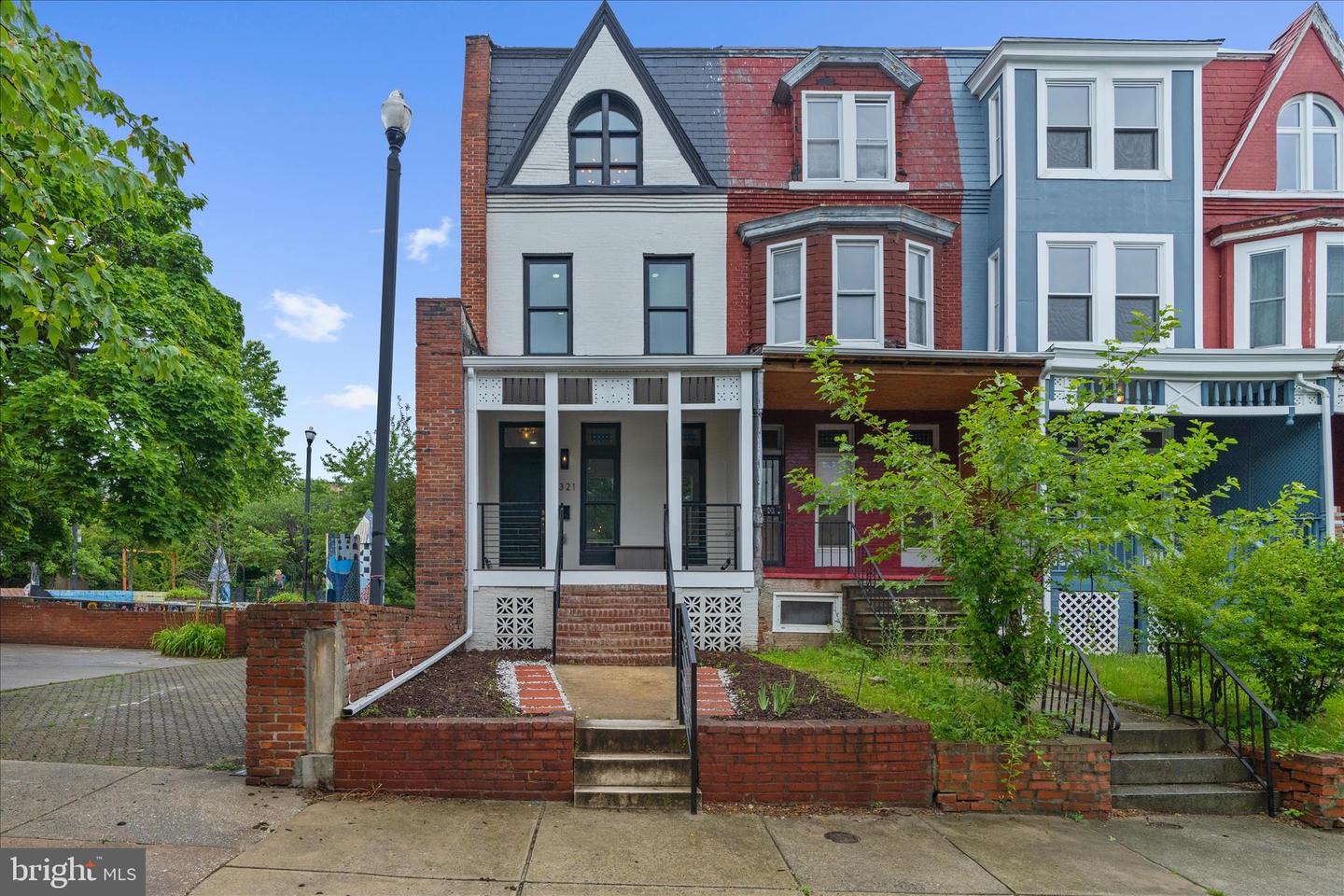 2321 Madison Avenue