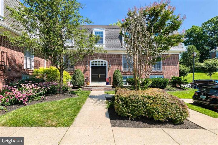 331 Homeland Southway # 3B