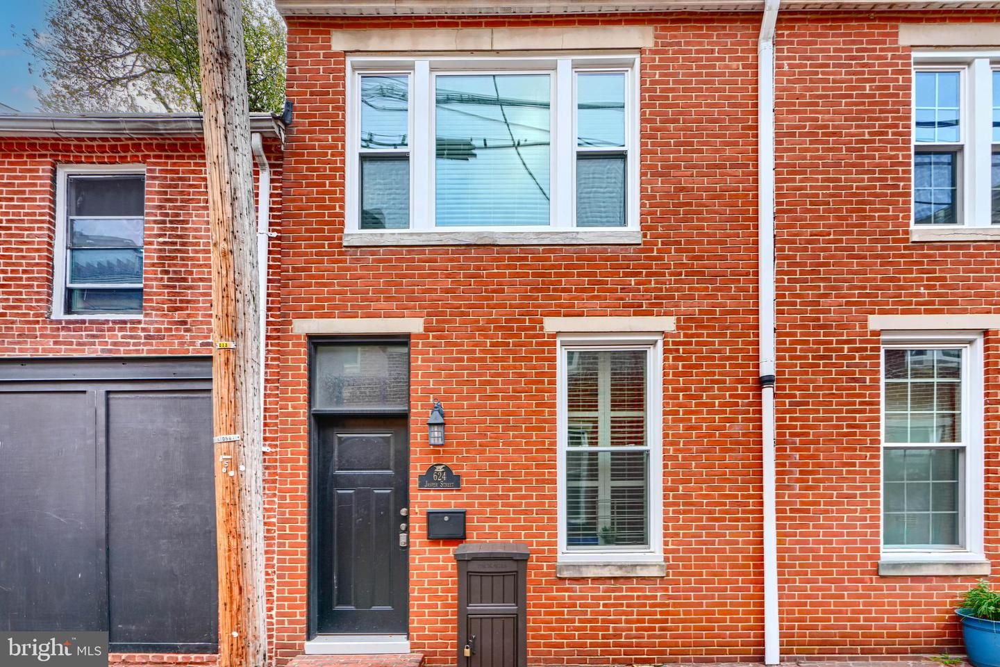 624 Jasper Street