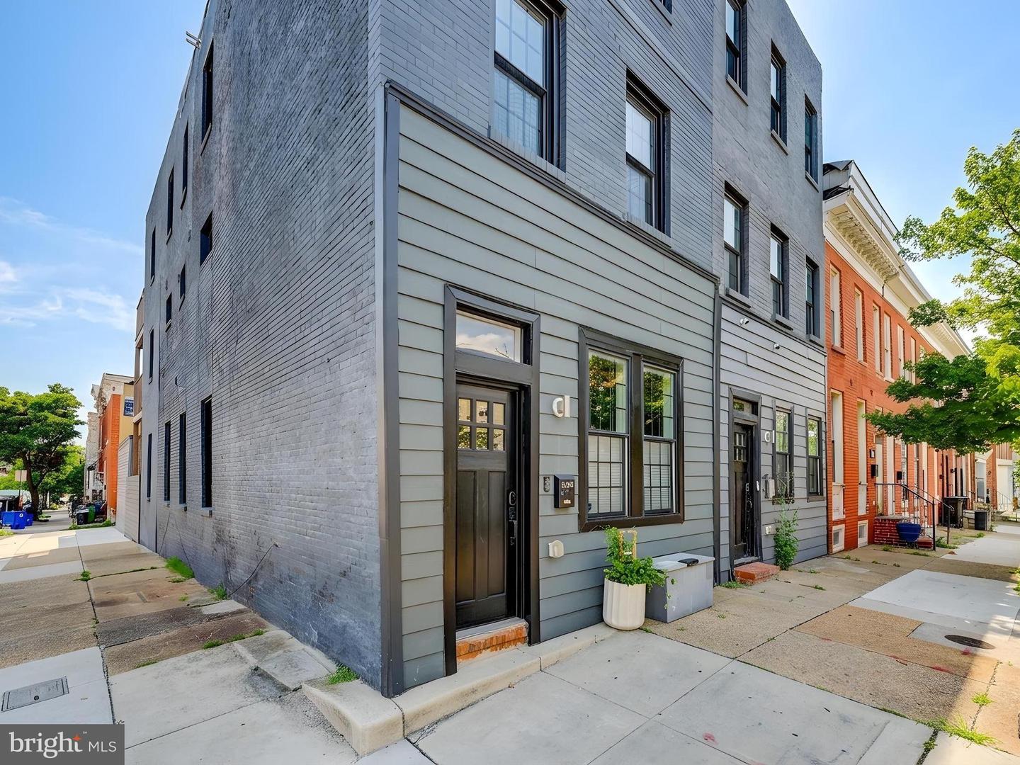 2100 E Fayette Street