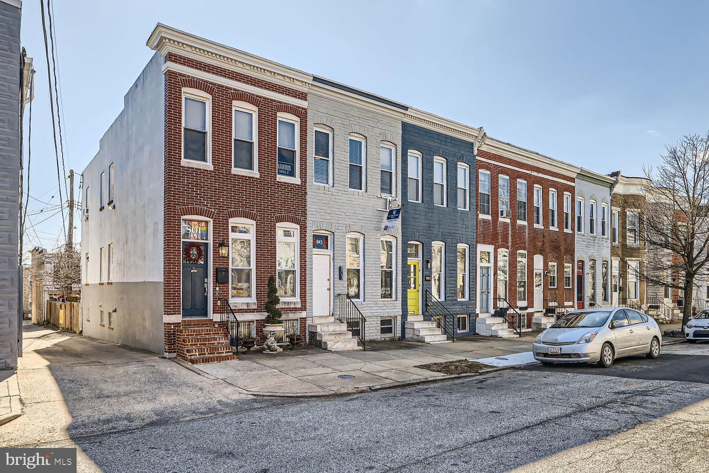803 Wellington Street