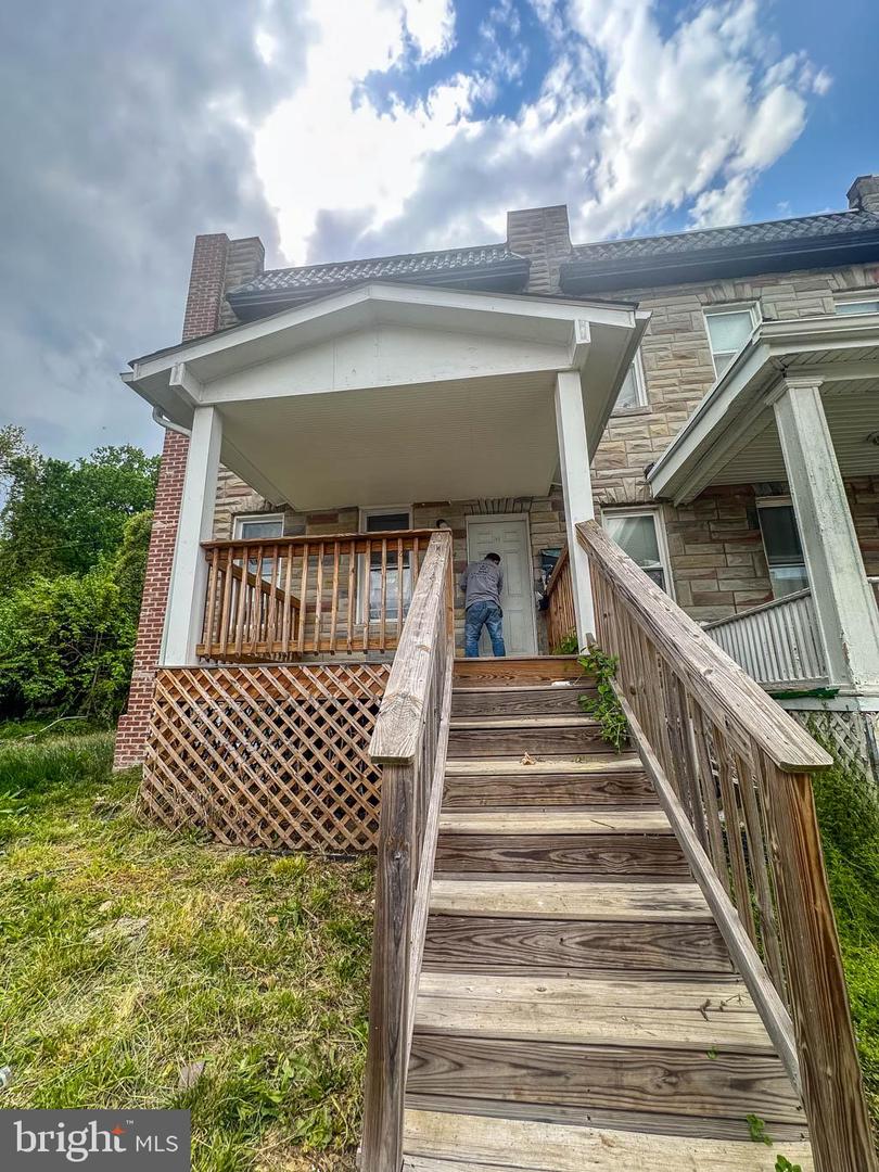 144 Palormo Avenue