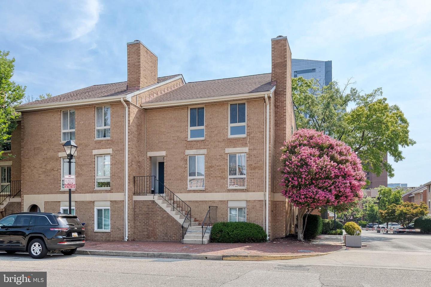 425 S Sharp Street #r 15