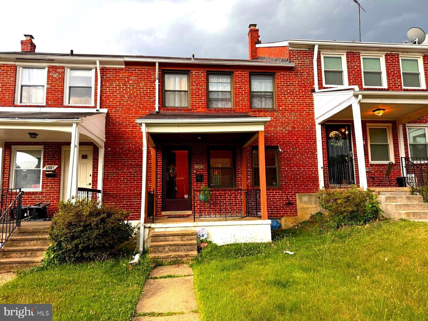1505 Ramblewood Road