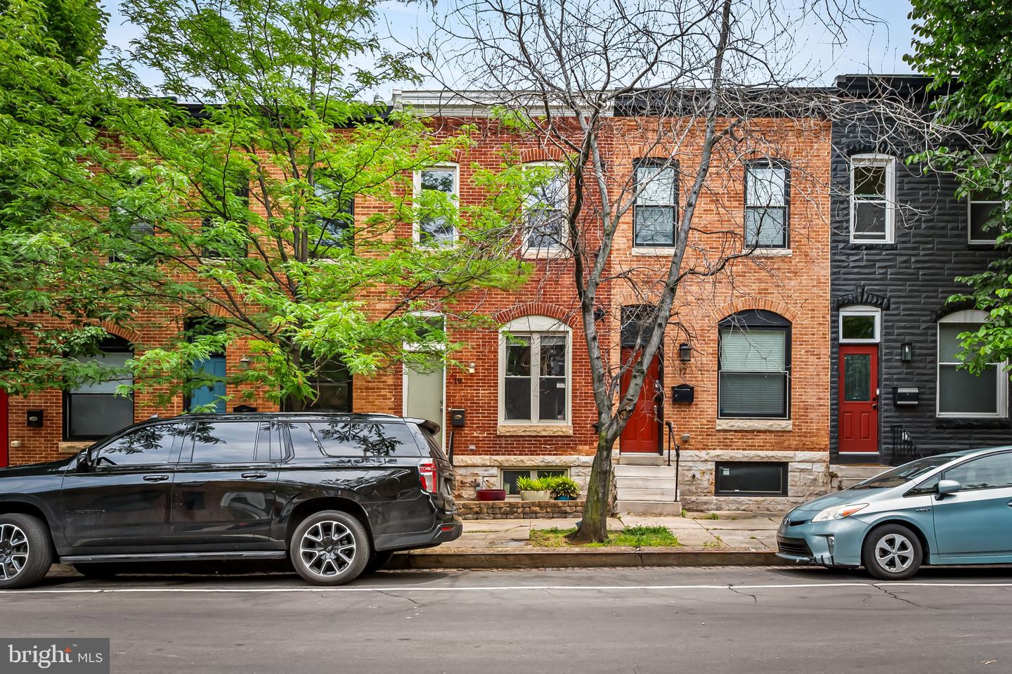 19 N East Avenue