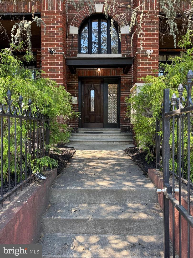 2204 Park Avenue #102