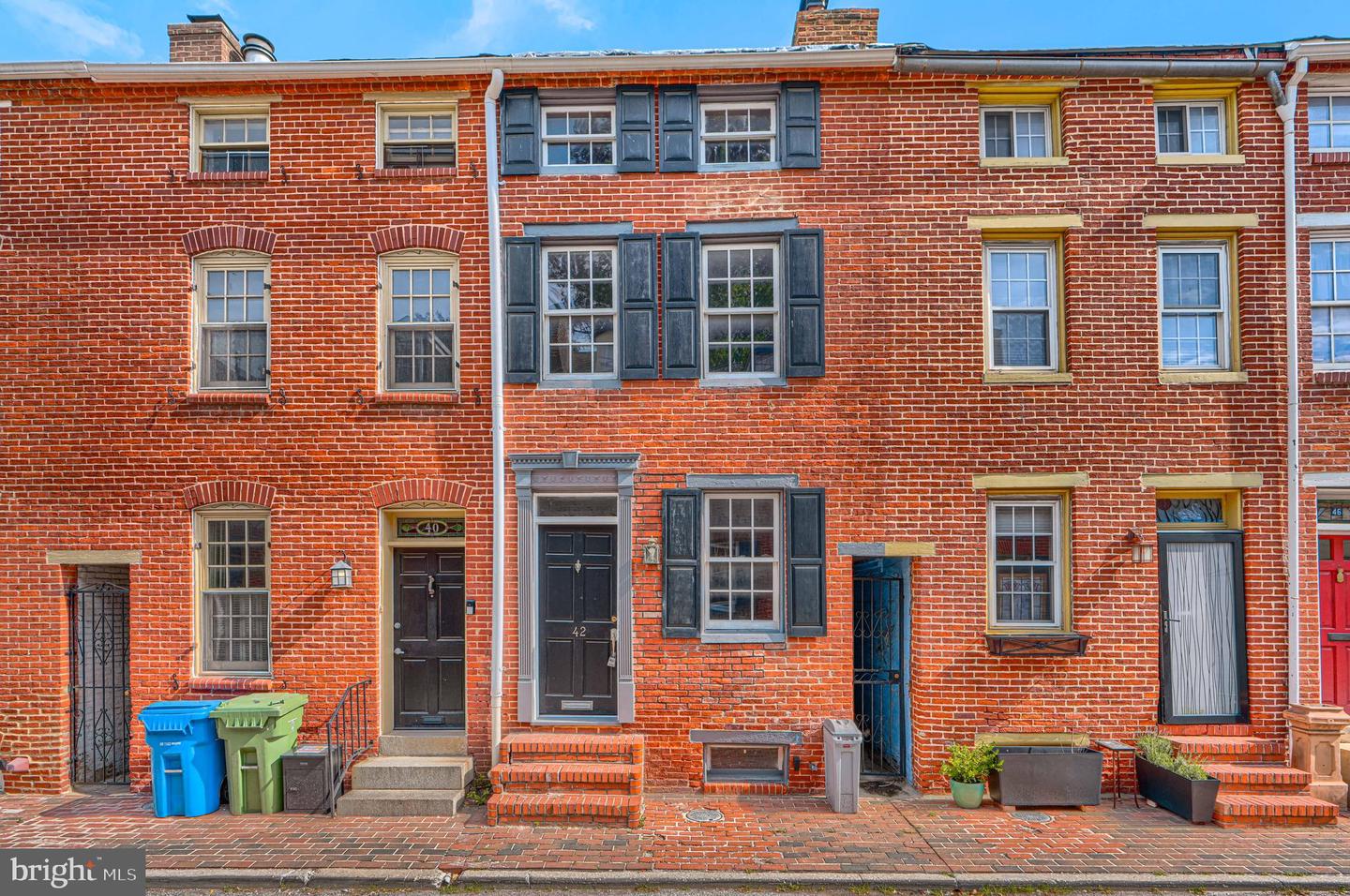 42 E Hamburg Street E