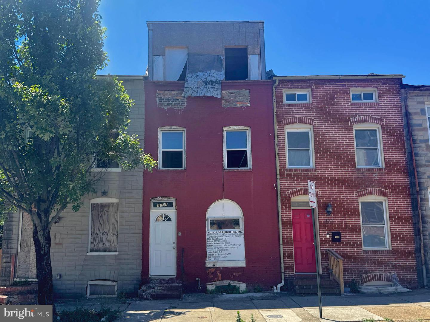 1121 W Lombard Street