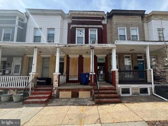 2434 Barclay Street