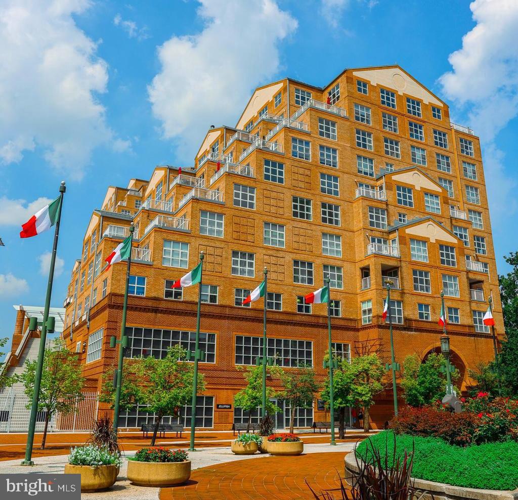 250 President Street #306