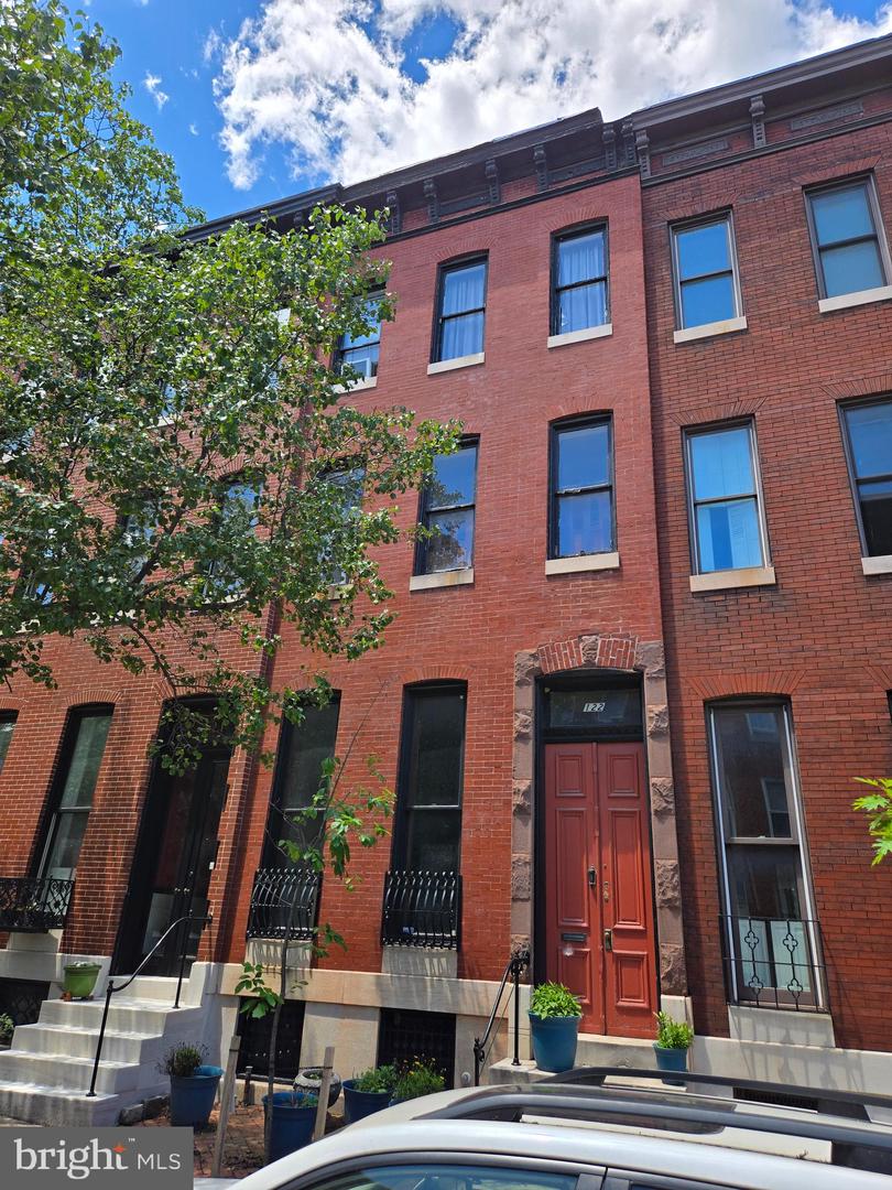 122 W Lanvale Street
