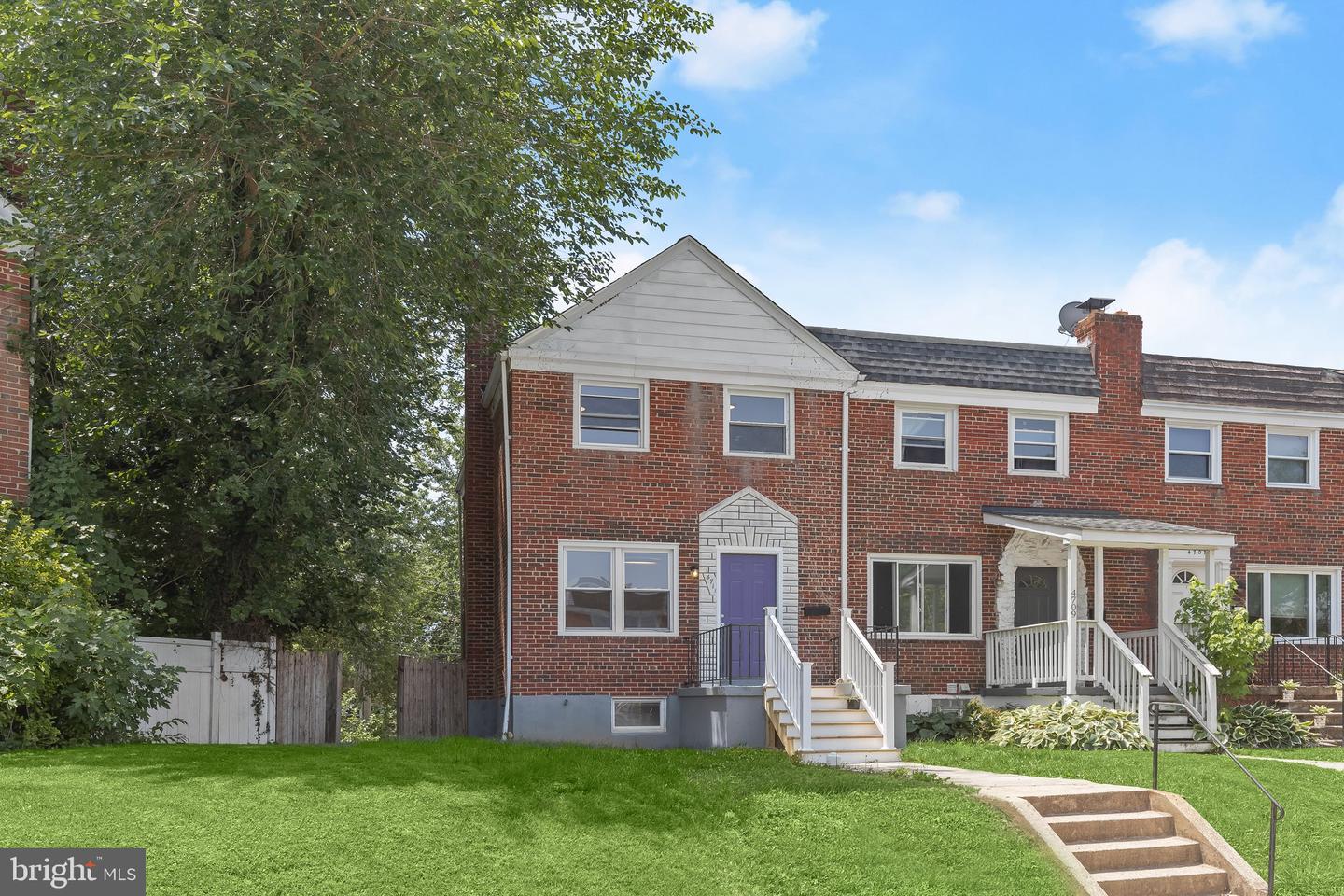 4711 Chatford Ave