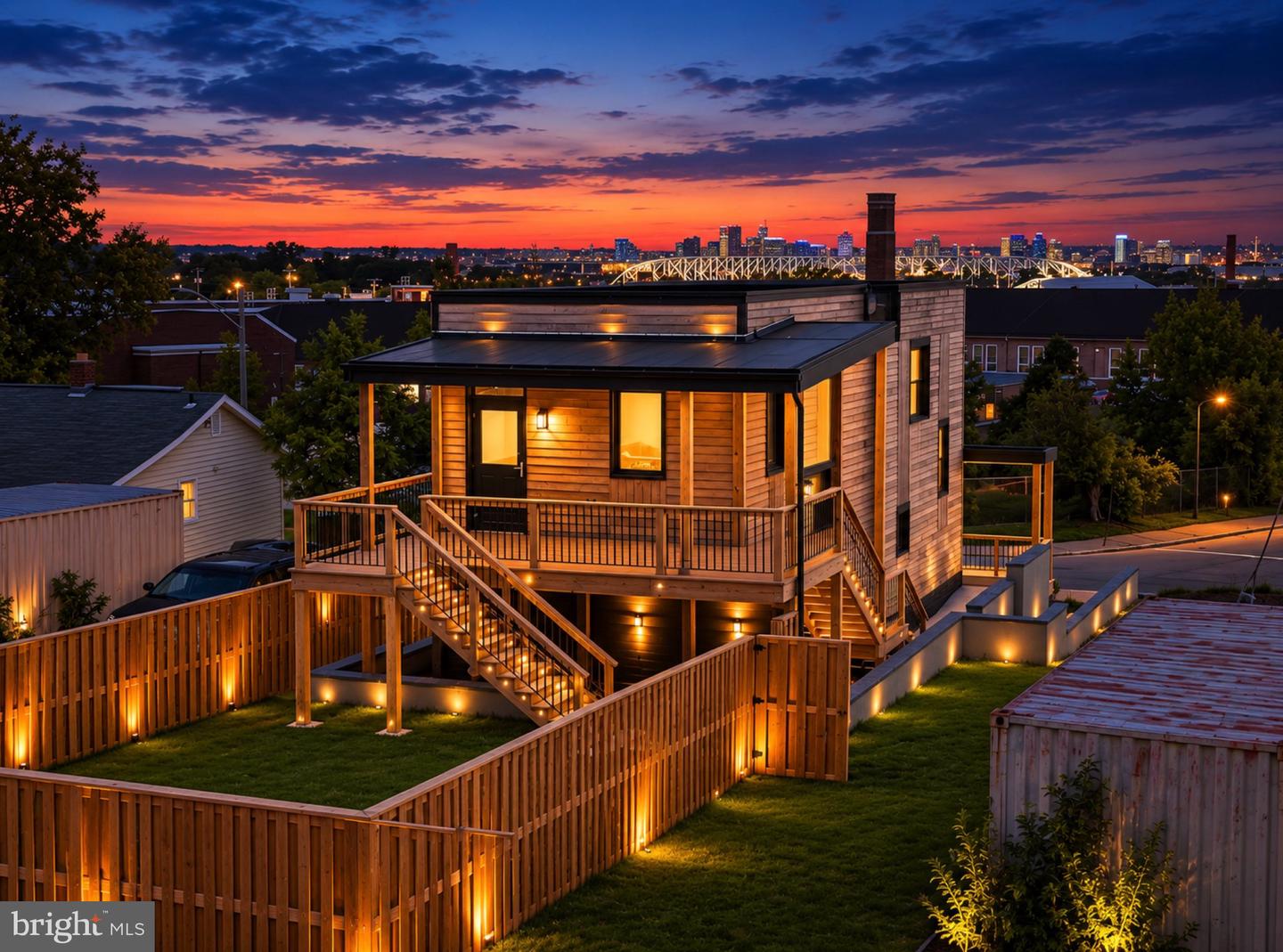 1129 Monroe Circle