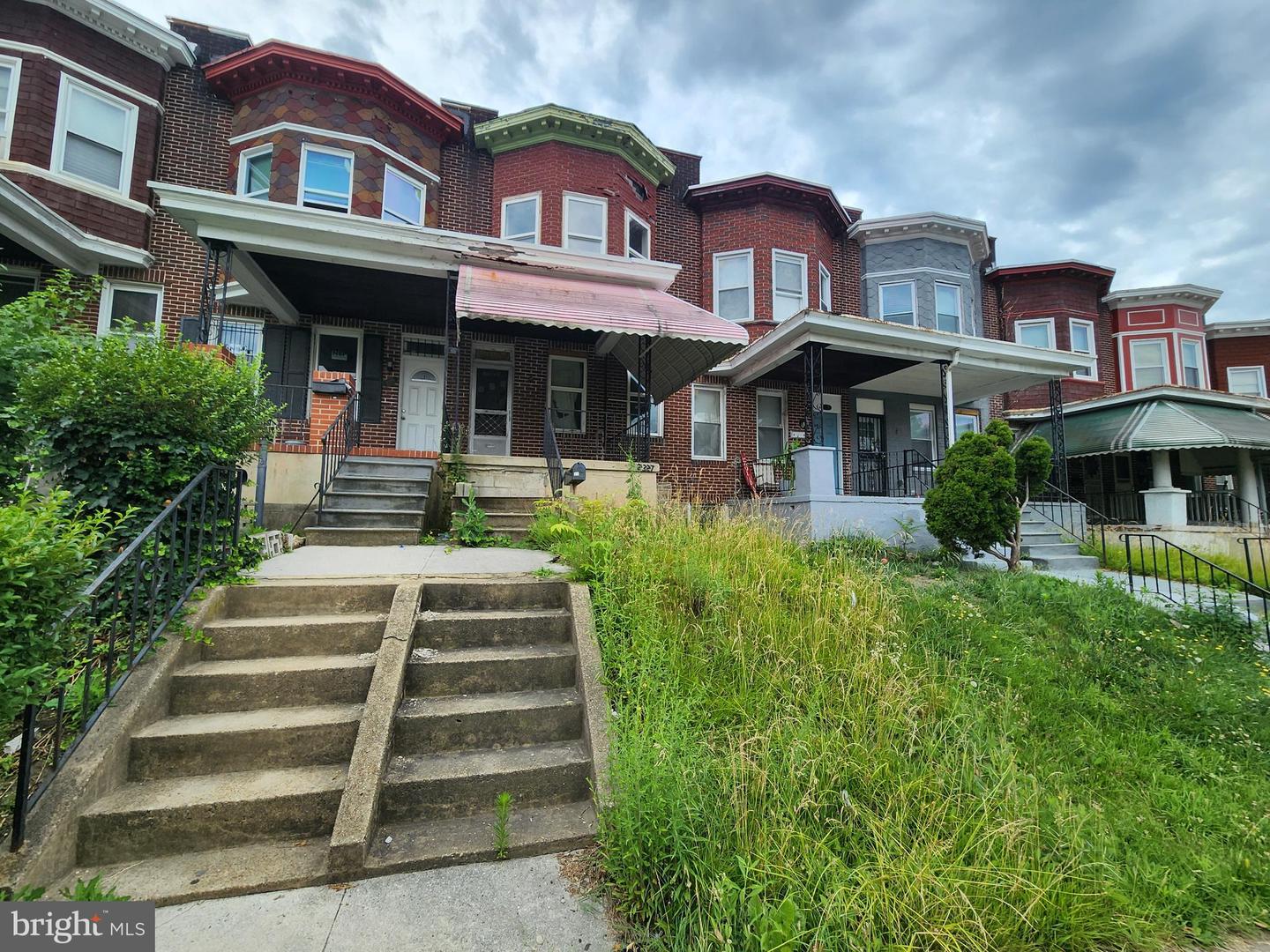 2327 W Lexington Street