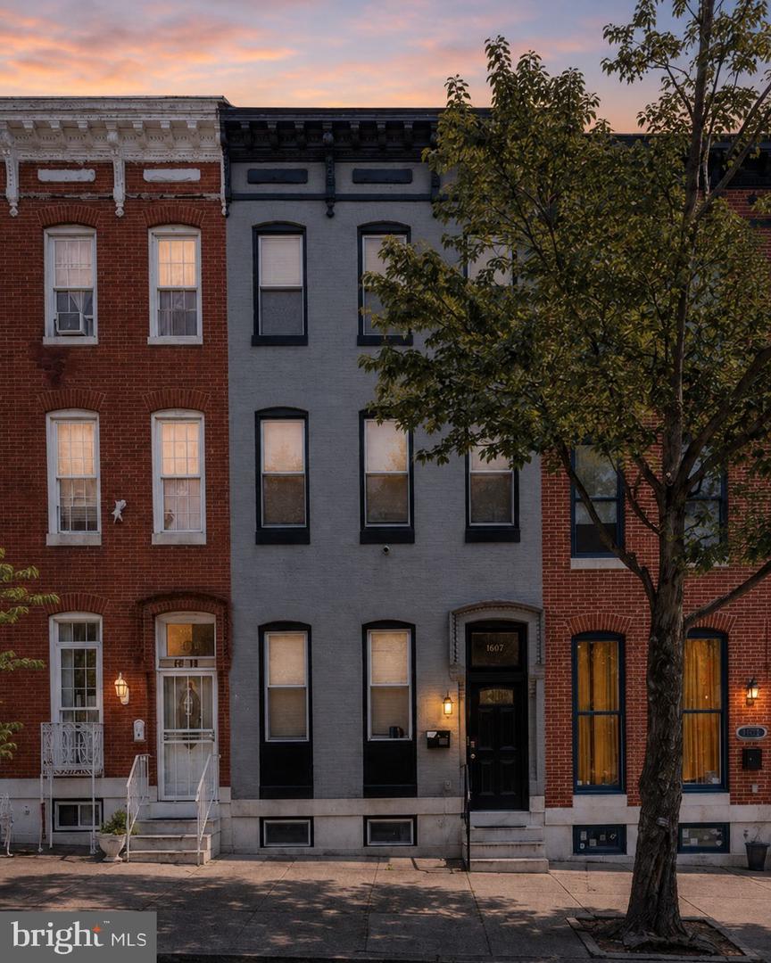 1617 N Broadway