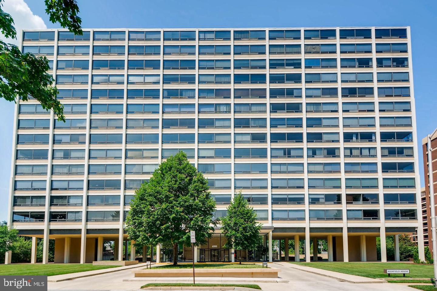 4000 N Charles Street #1603