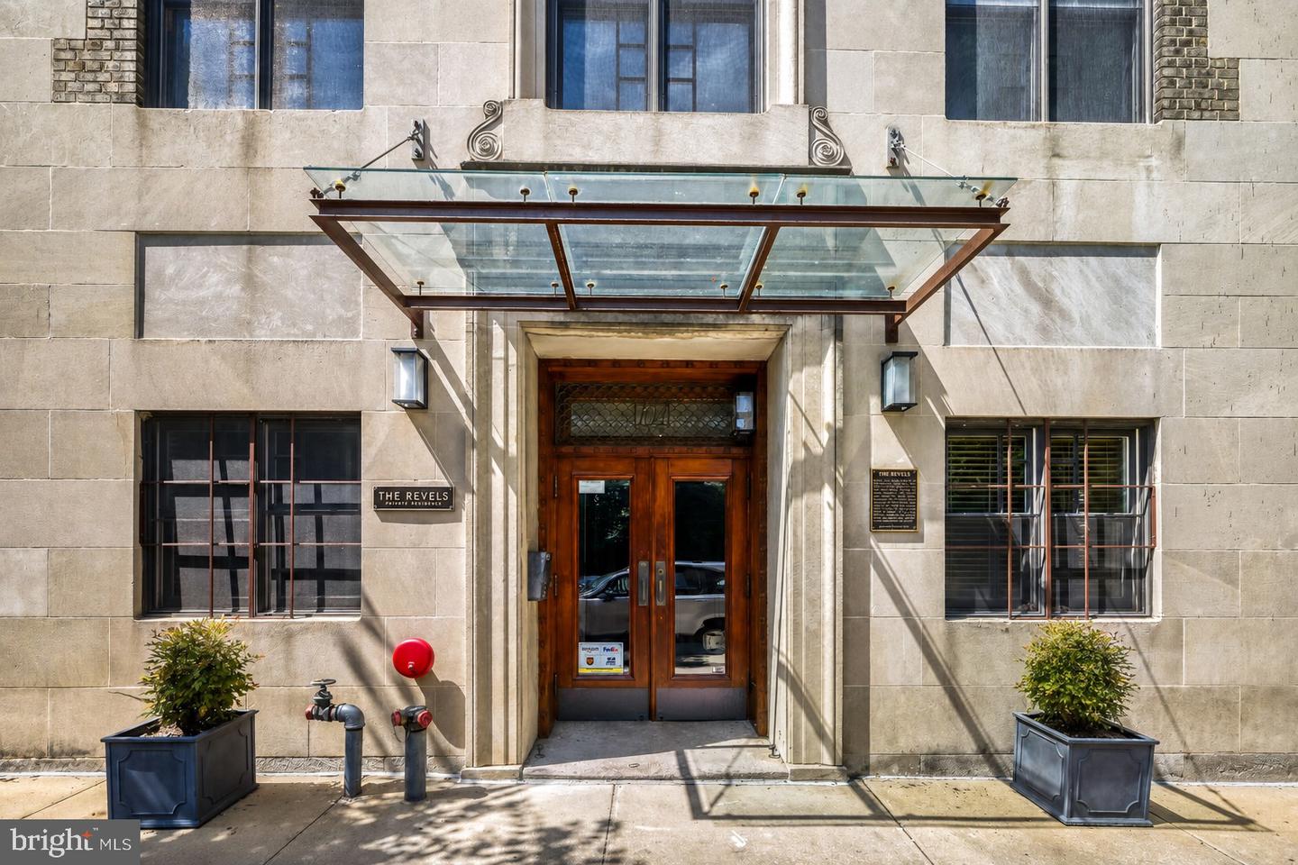 104 W Madison Street #9