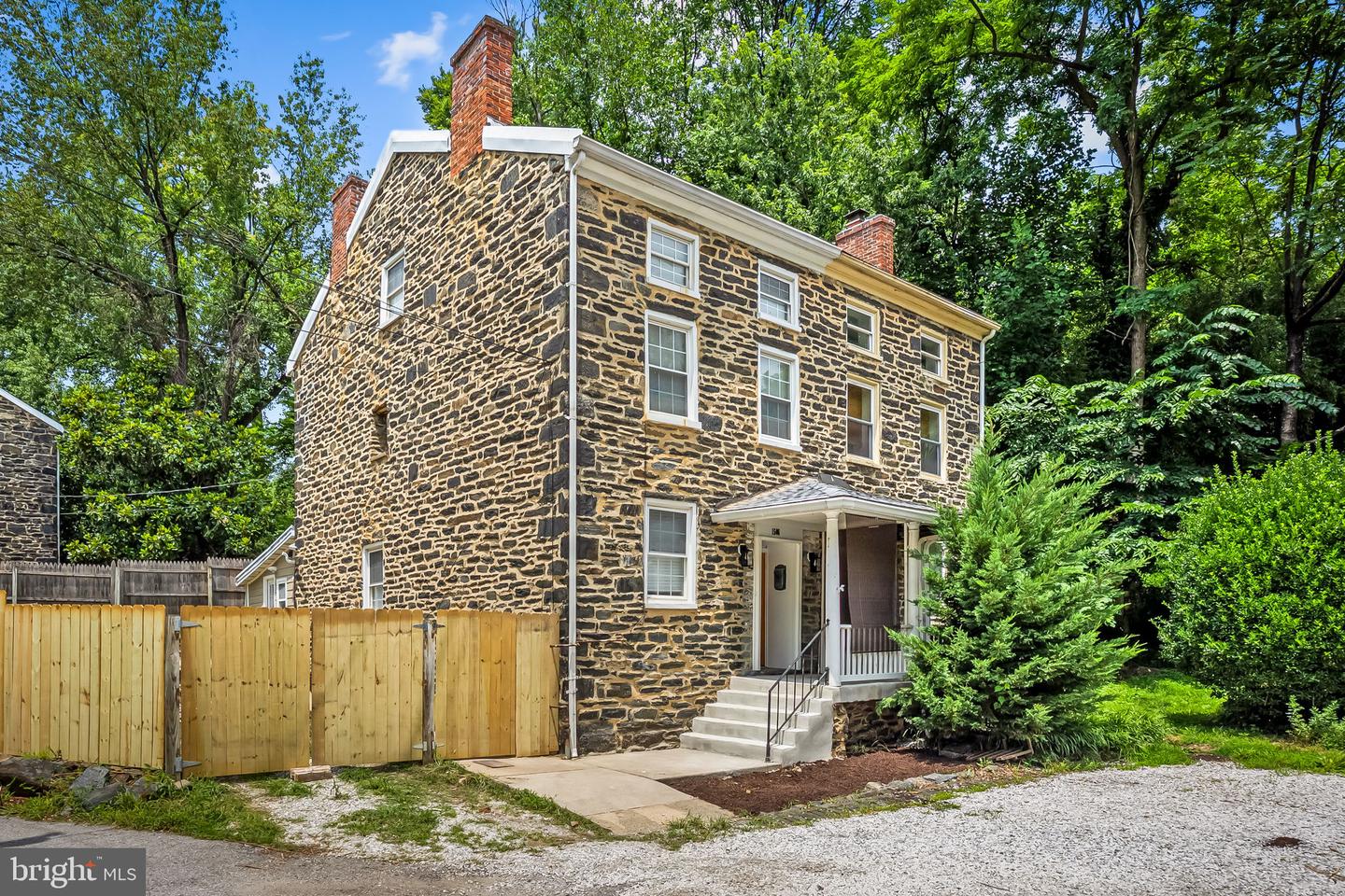 1506 Mill Race Road