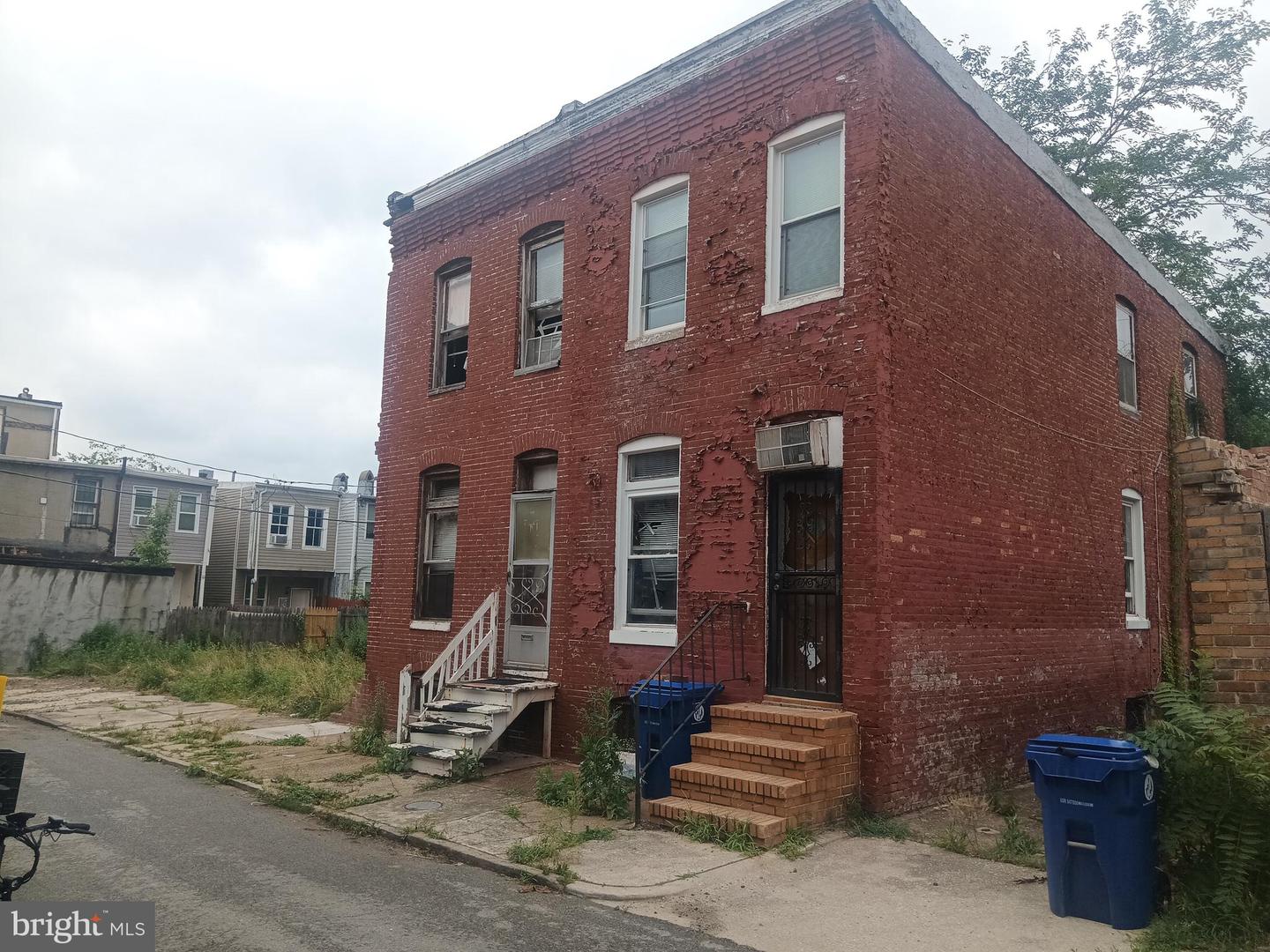 1519 N Spring Street