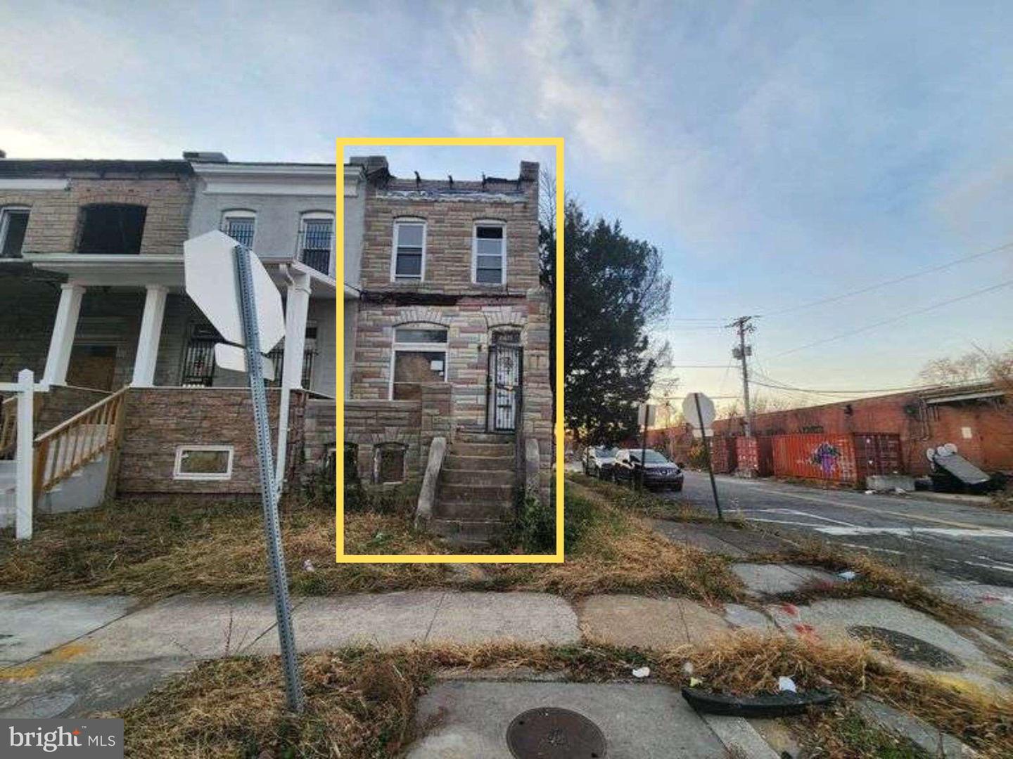 2421 Baker Street