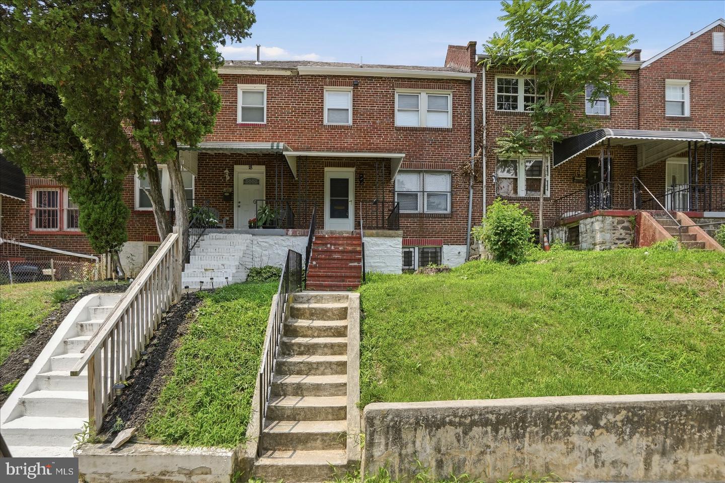 16 S Mount Olivet Lane