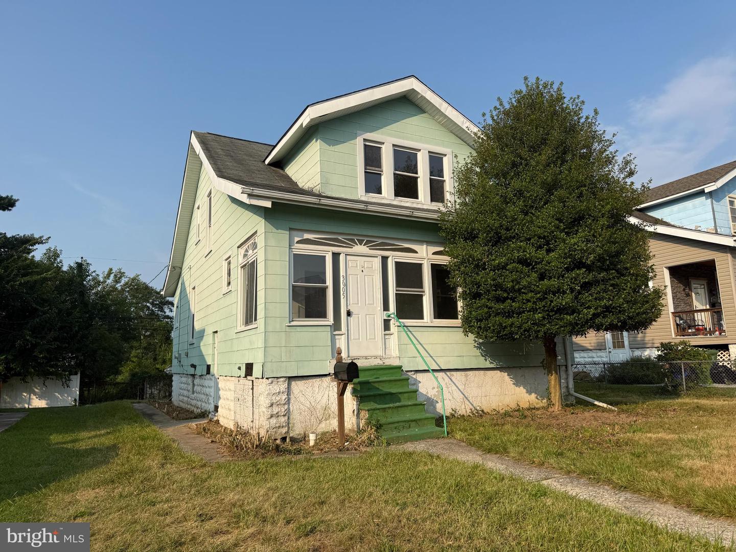 3005 Harview Avenue