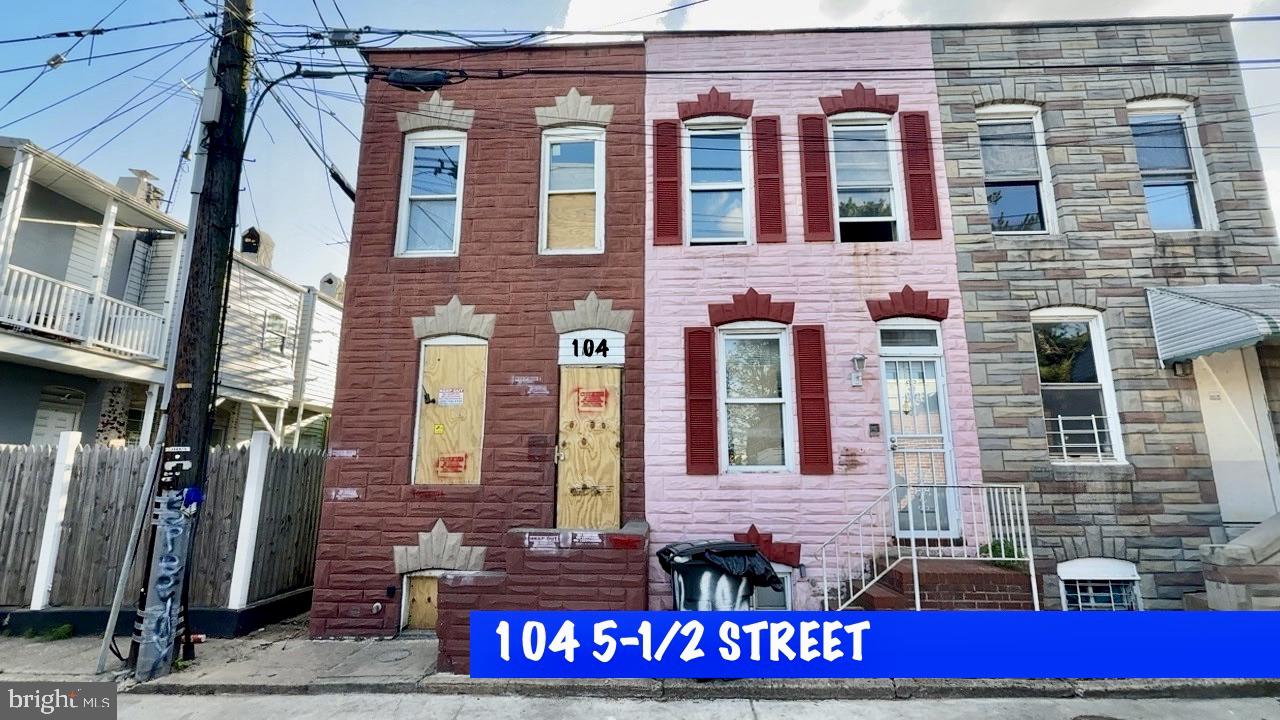 104 5th 1/2 St