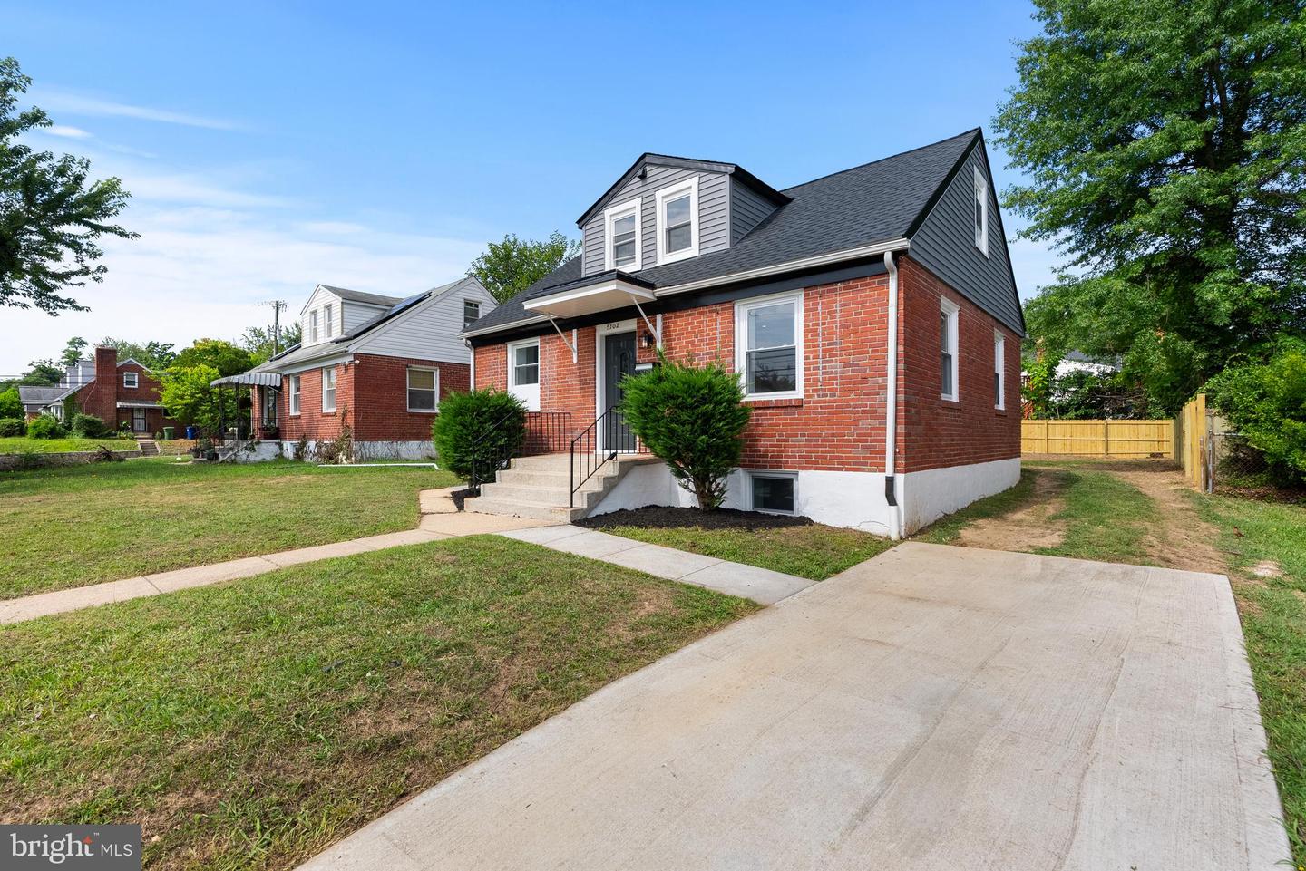 5102 The Alameda, Baltimore