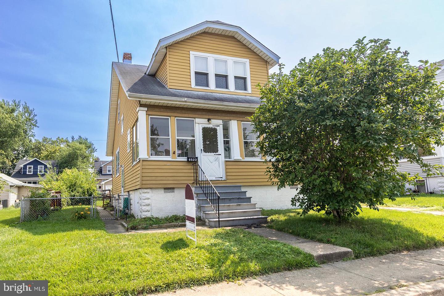 6523 Detroit Avenue