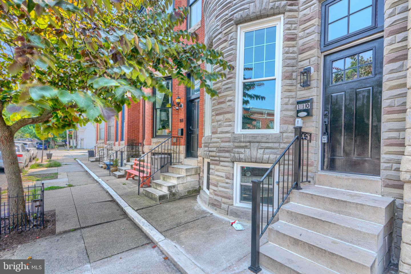 110 N Lakewood Avenue