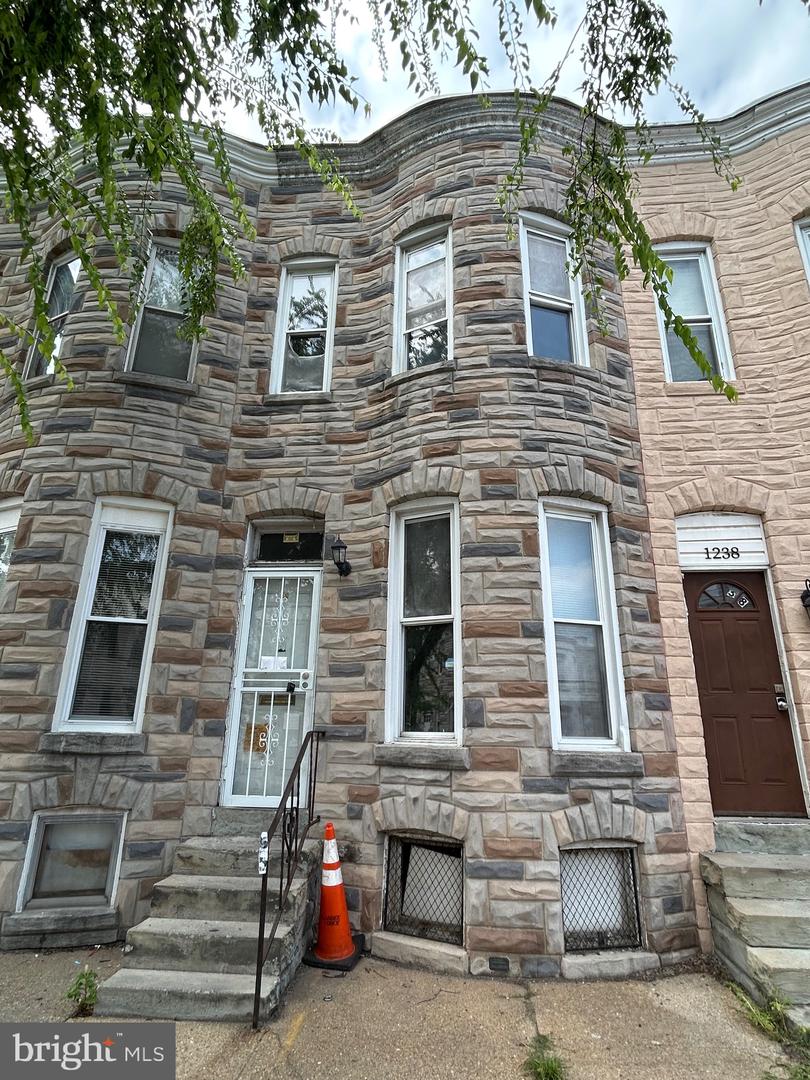 1240 Carroll Street