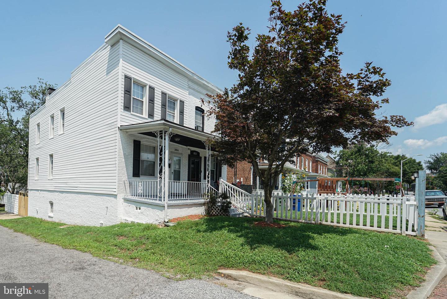 3814 3rd Street