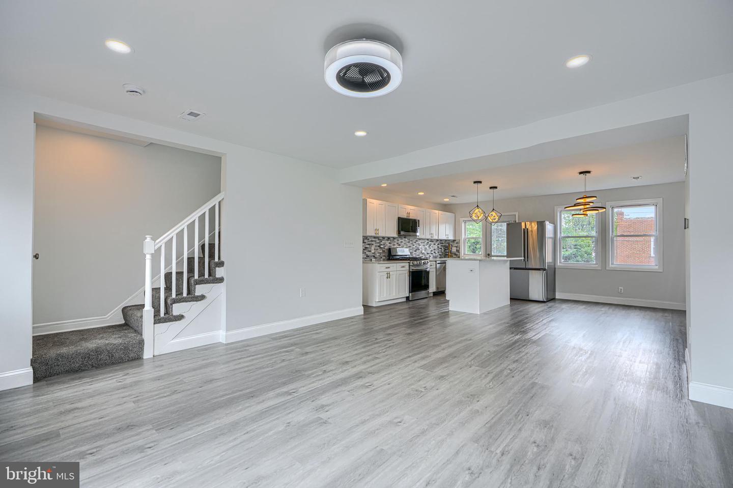 1007 Wildwood Parkway