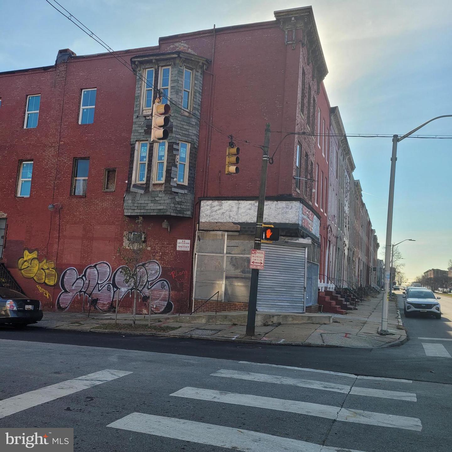 745 N Fulton Avenue