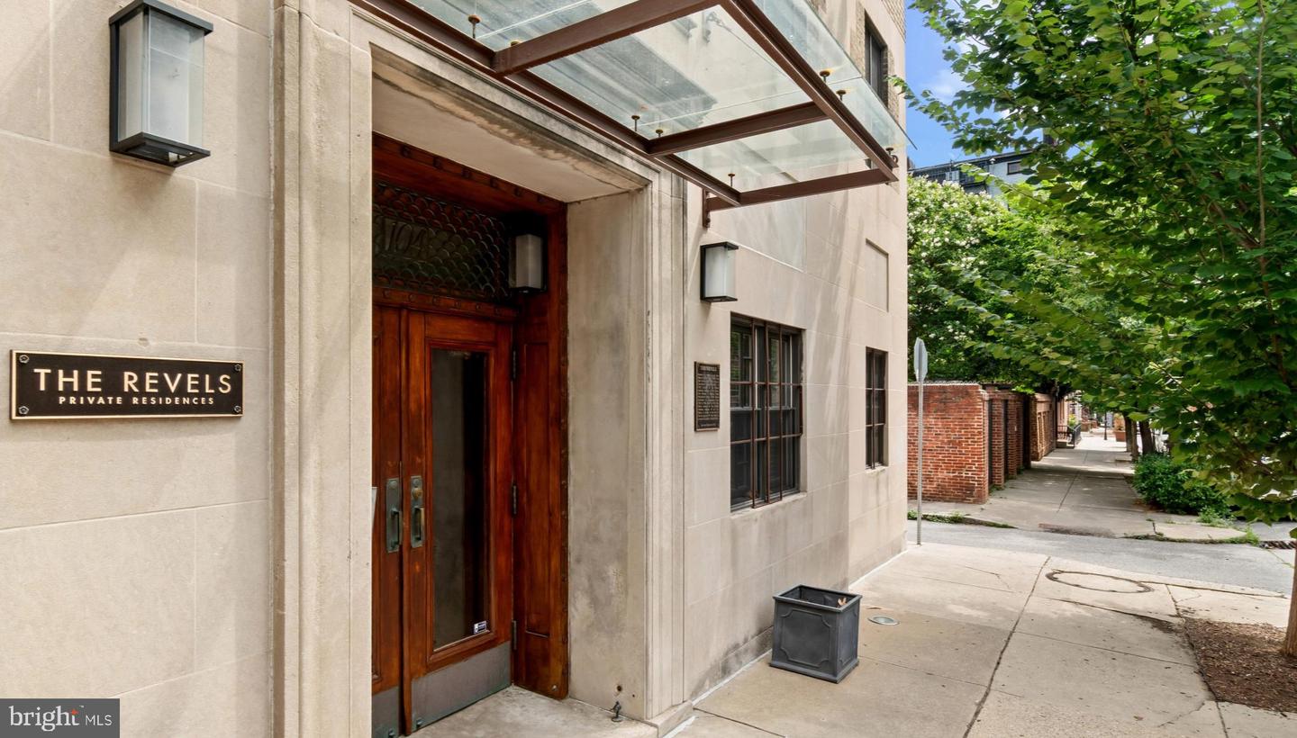 104 W Madison Street #1